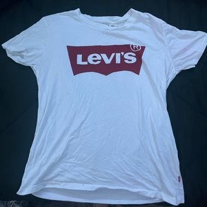 White Levis Tee-Shirt
